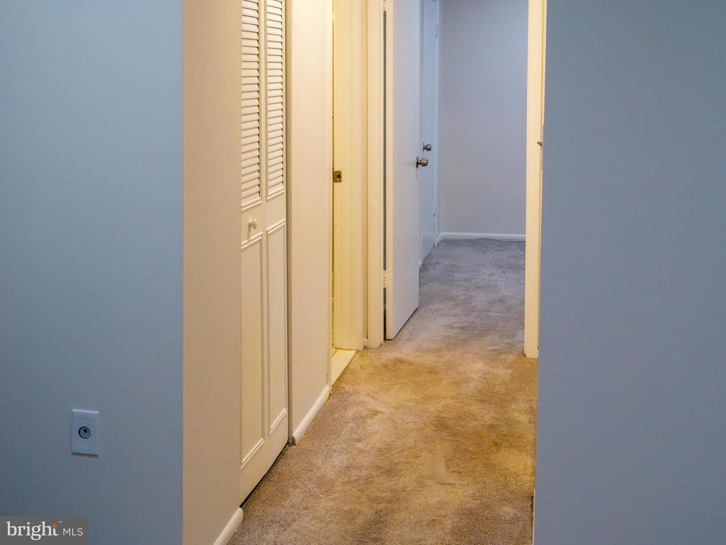 3376 WOODBURN RD #24, ANNANDALE, Virginia 22003, 1 Bedroom Bedrooms, ,1 BathroomBathrooms,Residential,For sale,3376 WOODBURN RD #24,VAFX2255848 MLS # VAFX2255848