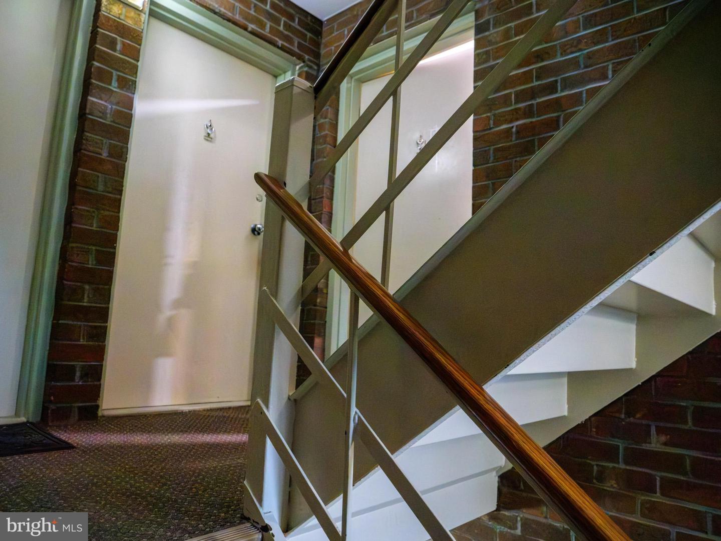 3376 WOODBURN RD #24, ANNANDALE, Virginia 22003, 1 Bedroom Bedrooms, ,1 BathroomBathrooms,Residential,For sale,3376 WOODBURN RD #24,VAFX2255848 MLS # VAFX2255848