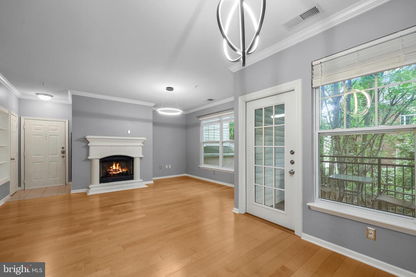 12108 GARDEN GROVE CIR #203, FAIRFAX, Virginia 22030, 1 Bedroom Bedrooms, ,1 BathroomBathrooms,Residential,For sale,12108 GARDEN GROVE CIR #203,VAFX2255998 MLS # VAFX2255998