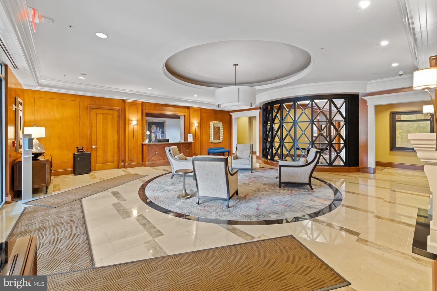 8220 CRESTWOOD HEIGHTS DR #213, MCLEAN, Virginia 22102, 1 Bedroom Bedrooms, ,1 BathroomBathrooms,Residential,For sale,8220 CRESTWOOD HEIGHTS DR #213,VAFX2256032 MLS # VAFX2256032