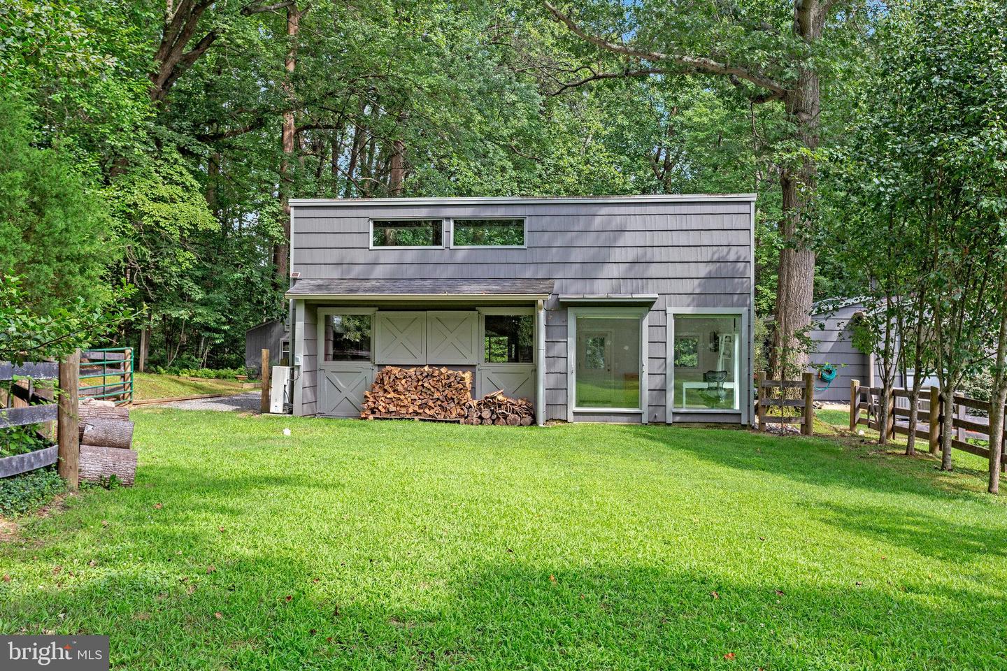 718 SPRINGVALE RD, GREAT FALLS, Virginia 22066, 4 Bedrooms Bedrooms, ,3 BathroomsBathrooms,Residential,For sale,718 SPRINGVALE RD,VAFX2256140 MLS # VAFX2256140