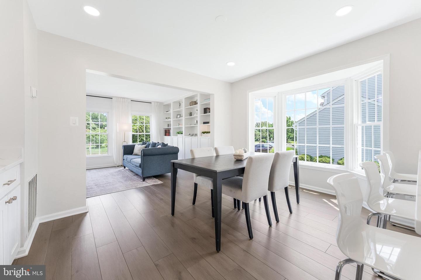 3436 HIDDEN MEADOW DR, FAIRFAX, Virginia 22033, 4 Bedrooms Bedrooms, 16 Rooms Rooms,3 BathroomsBathrooms,Residential,For sale,3436 HIDDEN MEADOW DR,VAFX2256220 MLS # VAFX2256220