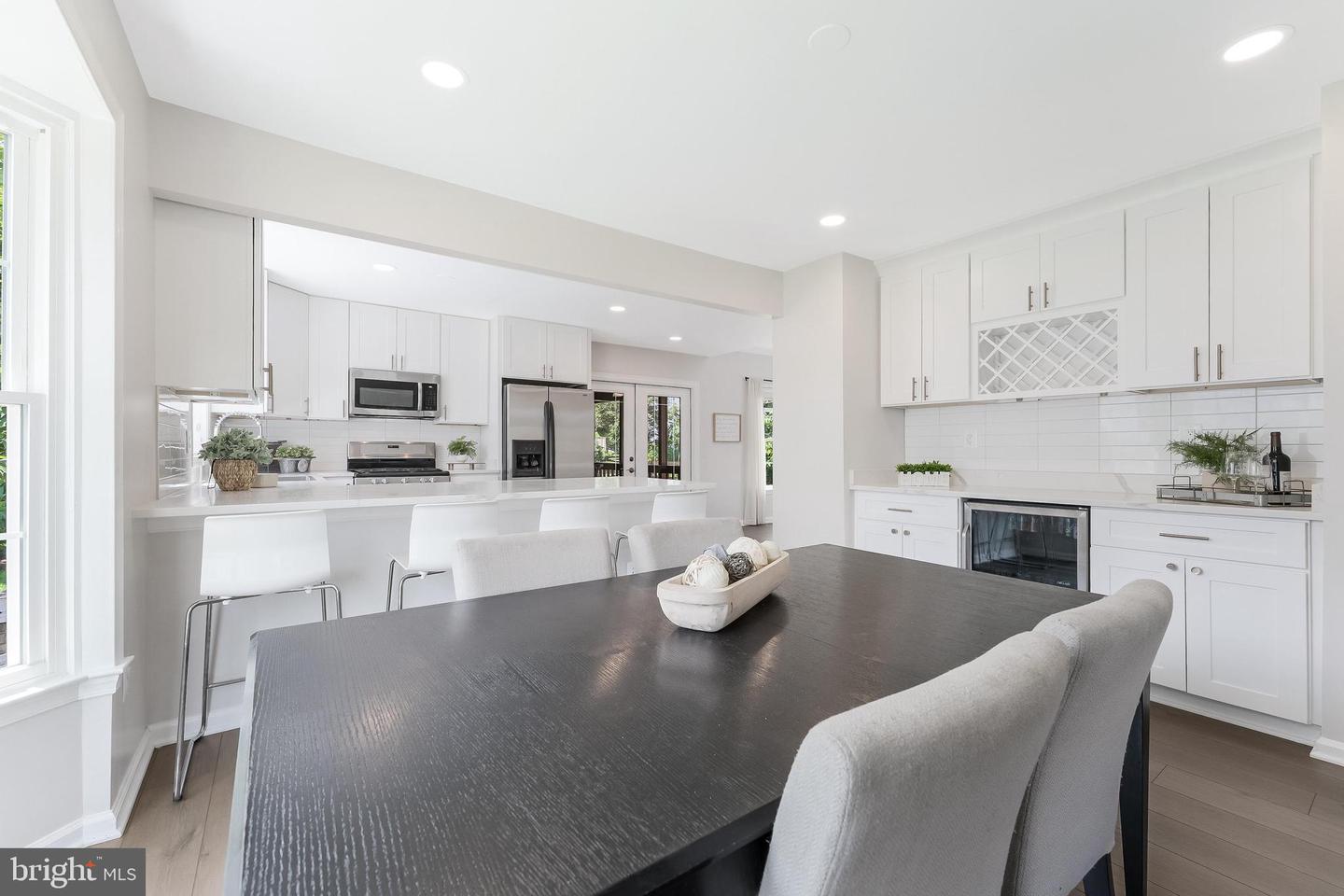 3436 HIDDEN MEADOW DR, FAIRFAX, Virginia 22033, 4 Bedrooms Bedrooms, 16 Rooms Rooms,3 BathroomsBathrooms,Residential,For sale,3436 HIDDEN MEADOW DR,VAFX2256220 MLS # VAFX2256220