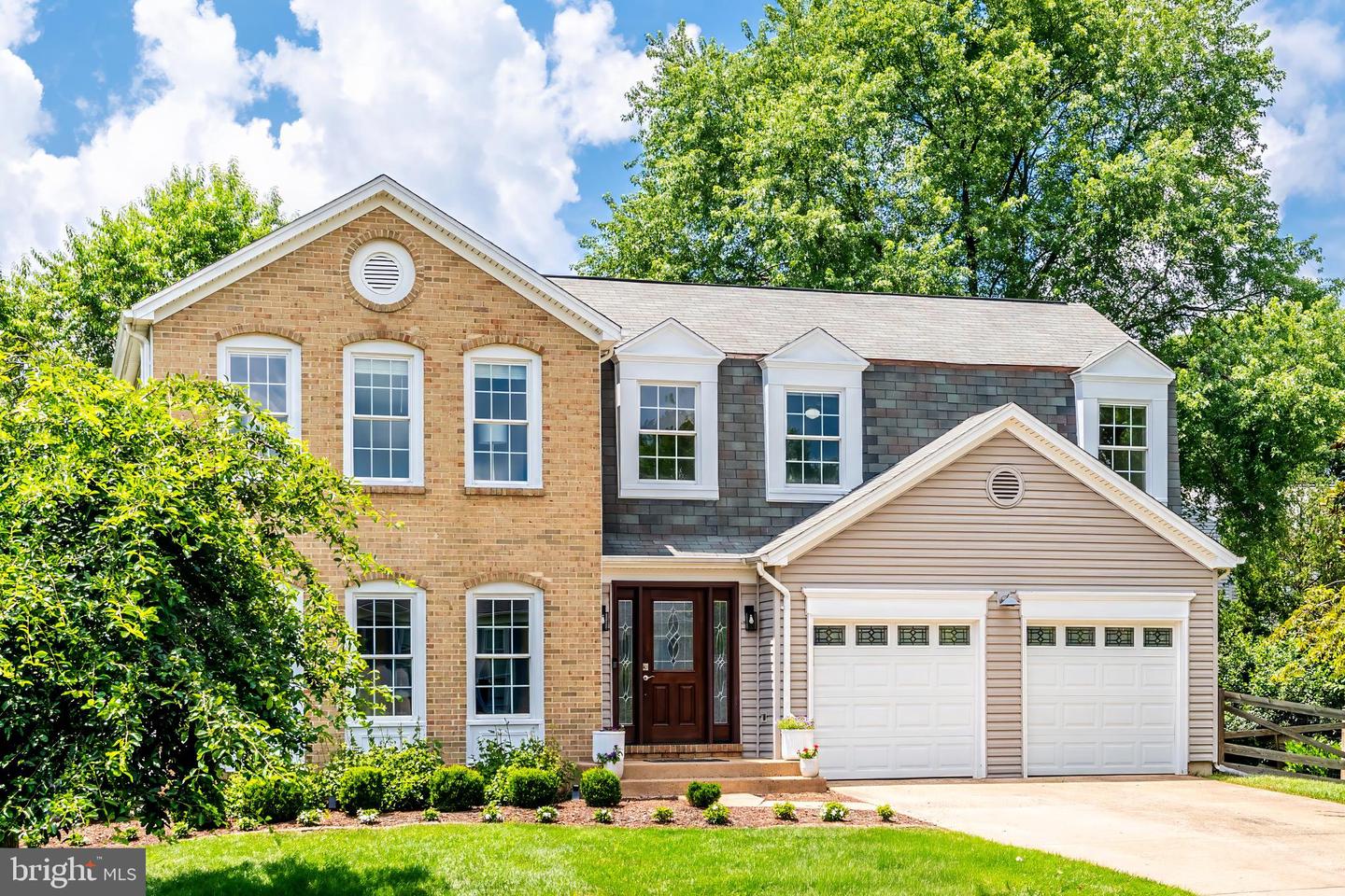 3436 HIDDEN MEADOW DR, FAIRFAX, Virginia 22033, 4 Bedrooms Bedrooms, 16 Rooms Rooms,3 BathroomsBathrooms,Residential,For sale,3436 HIDDEN MEADOW DR,VAFX2256220 MLS # VAFX2256220