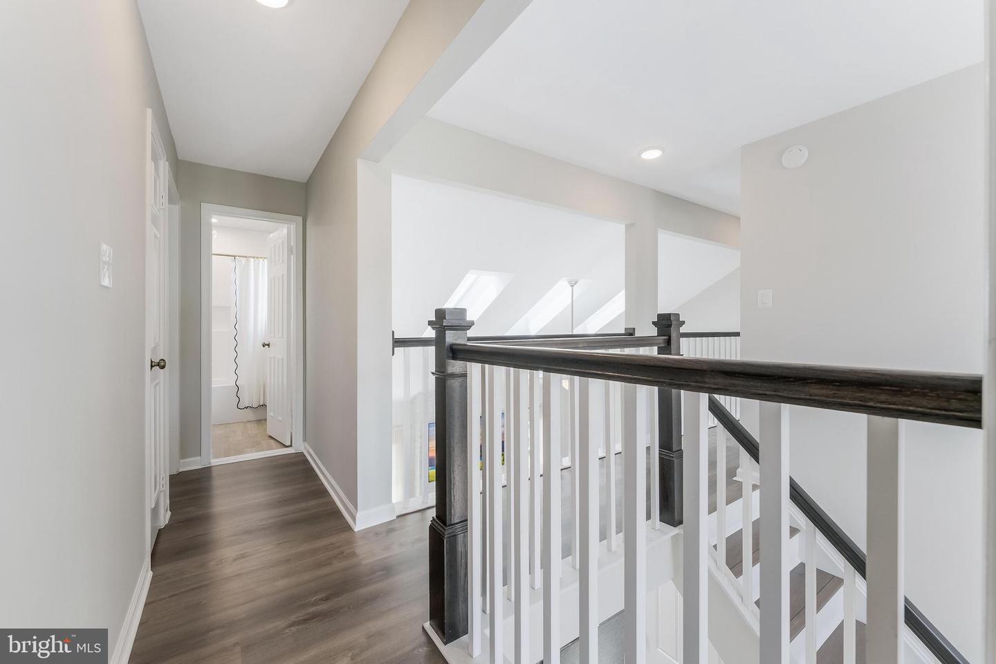 3436 HIDDEN MEADOW DR, FAIRFAX, Virginia 22033, 4 Bedrooms Bedrooms, 16 Rooms Rooms,3 BathroomsBathrooms,Residential,For sale,3436 HIDDEN MEADOW DR,VAFX2256220 MLS # VAFX2256220