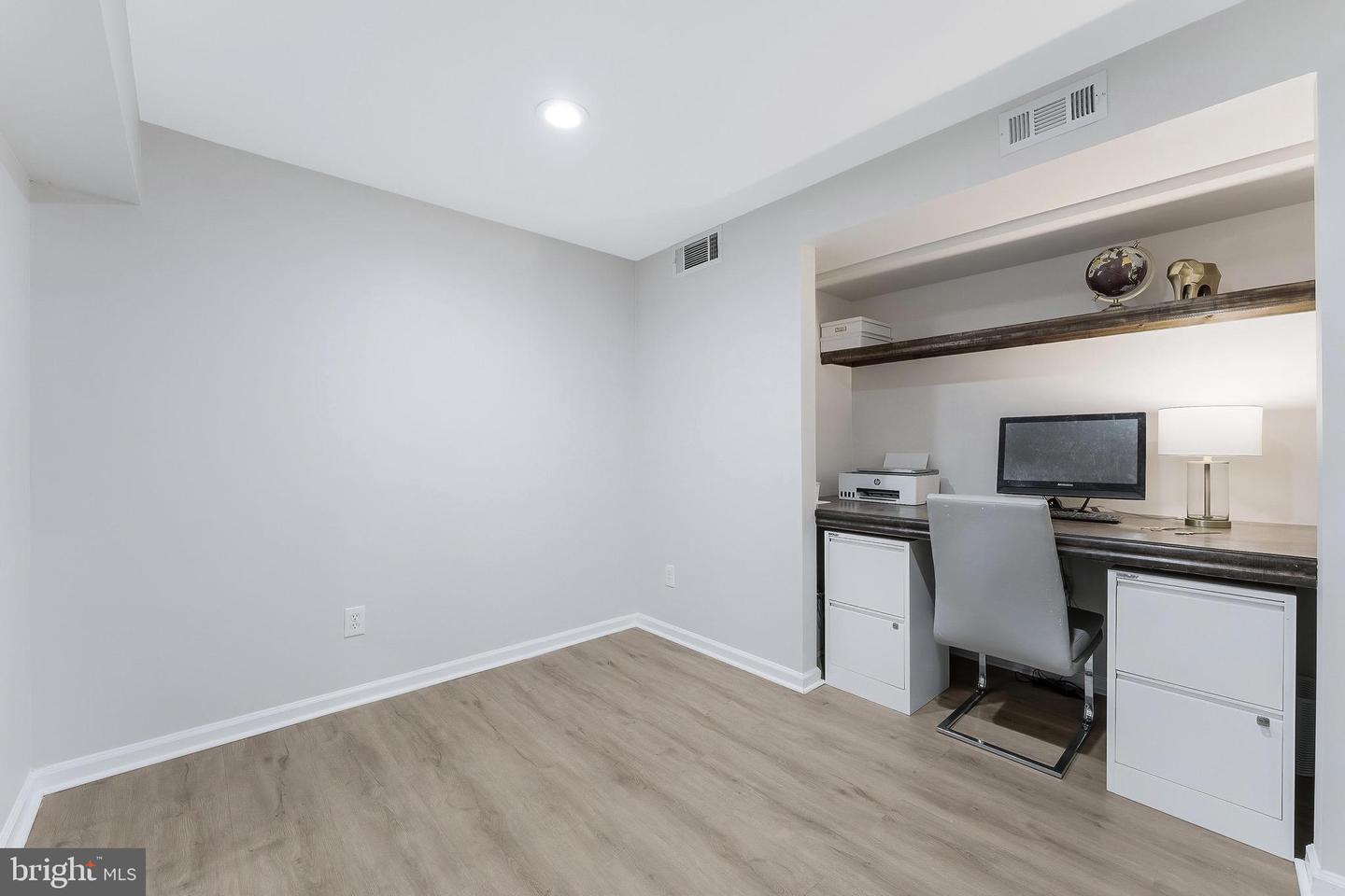 3436 HIDDEN MEADOW DR, FAIRFAX, Virginia 22033, 4 Bedrooms Bedrooms, 16 Rooms Rooms,3 BathroomsBathrooms,Residential,For sale,3436 HIDDEN MEADOW DR,VAFX2256220 MLS # VAFX2256220