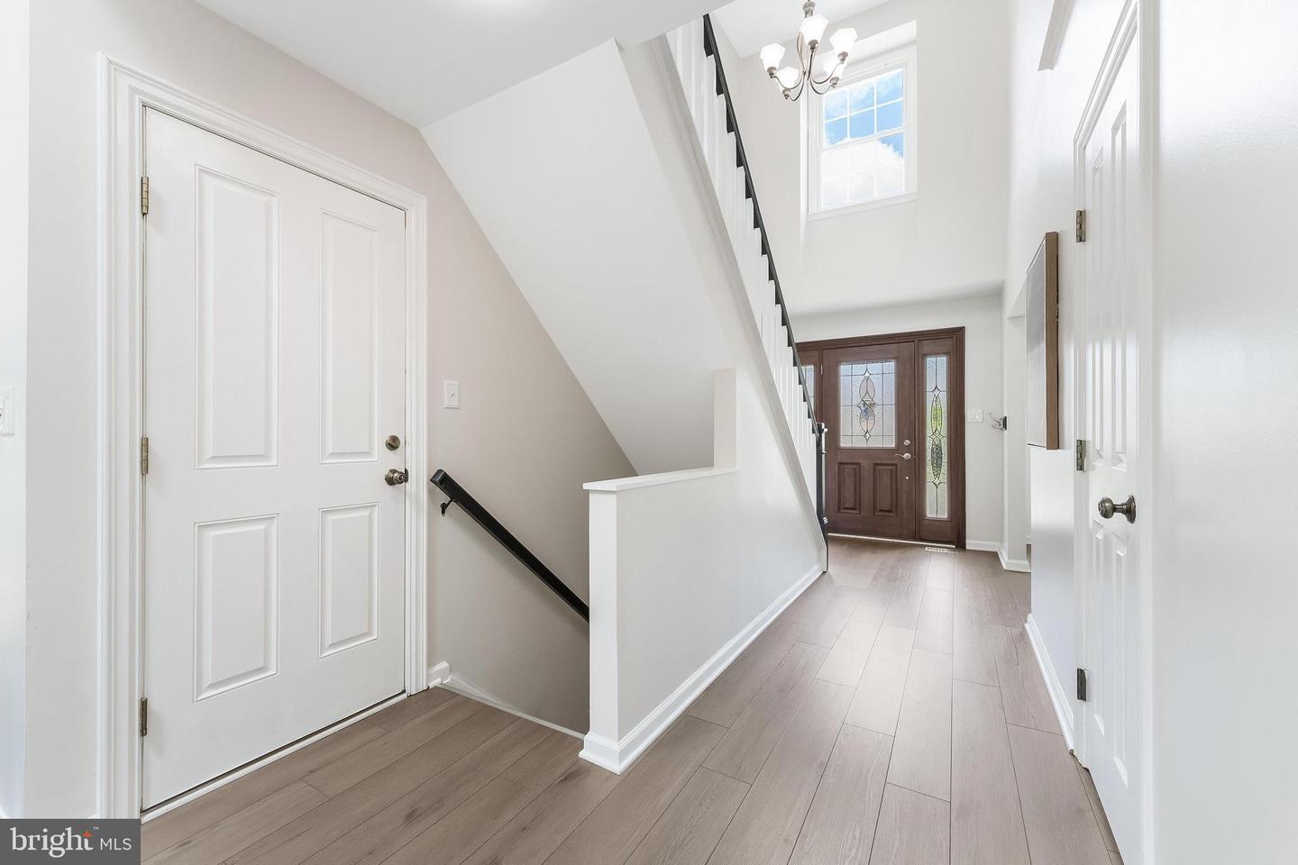 3436 HIDDEN MEADOW DR, FAIRFAX, Virginia 22033, 4 Bedrooms Bedrooms, 16 Rooms Rooms,3 BathroomsBathrooms,Residential,For sale,3436 HIDDEN MEADOW DR,VAFX2256220 MLS # VAFX2256220