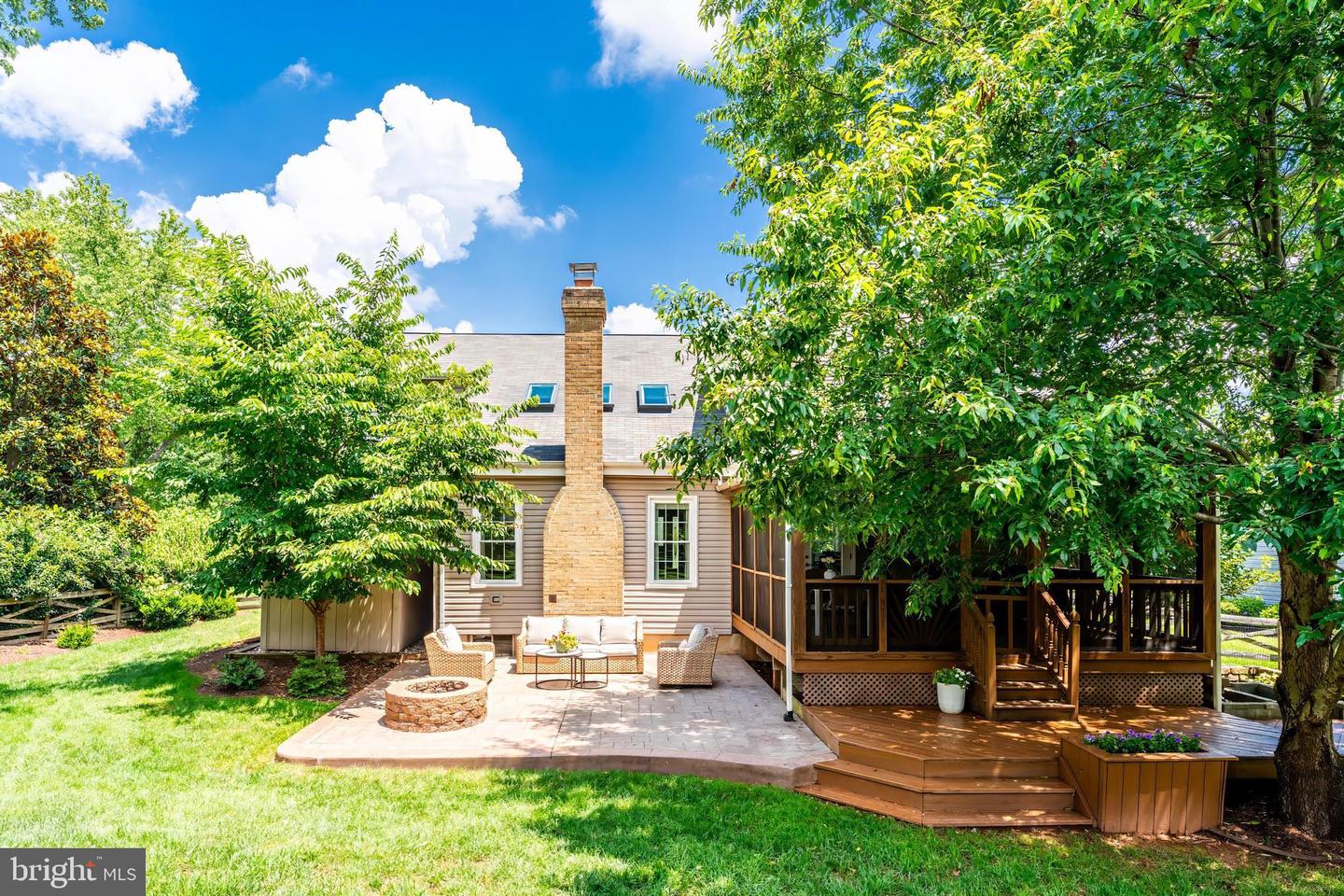 3436 HIDDEN MEADOW DR, FAIRFAX, Virginia 22033, 4 Bedrooms Bedrooms, 16 Rooms Rooms,3 BathroomsBathrooms,Residential,For sale,3436 HIDDEN MEADOW DR,VAFX2256220 MLS # VAFX2256220