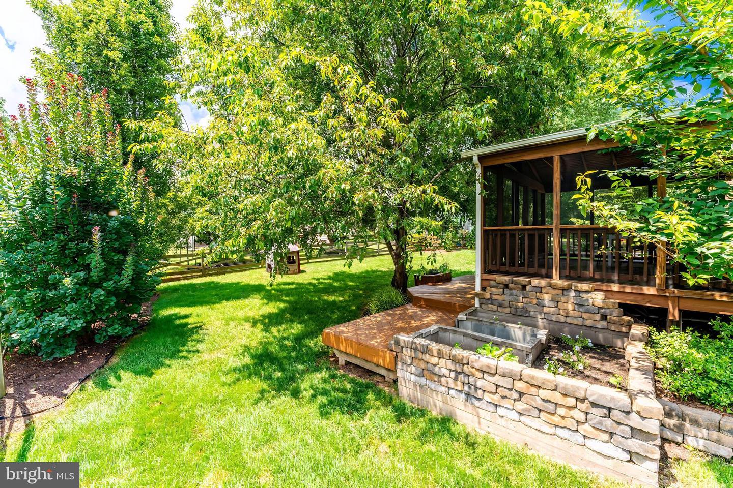 3436 HIDDEN MEADOW DR, FAIRFAX, Virginia 22033, 4 Bedrooms Bedrooms, 16 Rooms Rooms,3 BathroomsBathrooms,Residential,For sale,3436 HIDDEN MEADOW DR,VAFX2256220 MLS # VAFX2256220