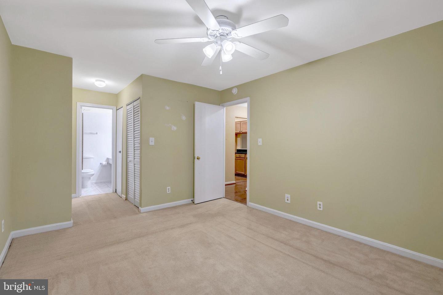 5942 COVE LANDING RD #303, BURKE, Virginia 22015, 2 Bedrooms Bedrooms, ,2 BathroomsBathrooms,Residential,For sale,5942 COVE LANDING RD #303,VAFX2256588 MLS # VAFX2256588