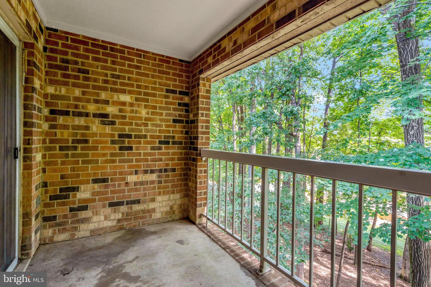 5942 COVE LANDING RD #303, BURKE, Virginia 22015, 2 Bedrooms Bedrooms, ,2 BathroomsBathrooms,Residential,For sale,5942 COVE LANDING RD #303,VAFX2256588 MLS # VAFX2256588