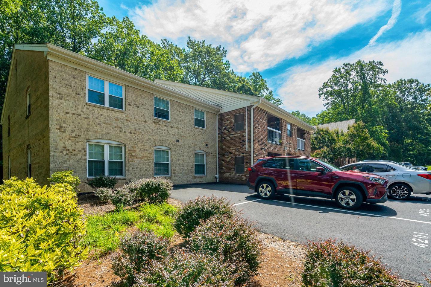 5942 COVE LANDING RD #303, BURKE, Virginia 22015, 2 Bedrooms Bedrooms, ,2 BathroomsBathrooms,Residential,For sale,5942 COVE LANDING RD #303,VAFX2256588 MLS # VAFX2256588