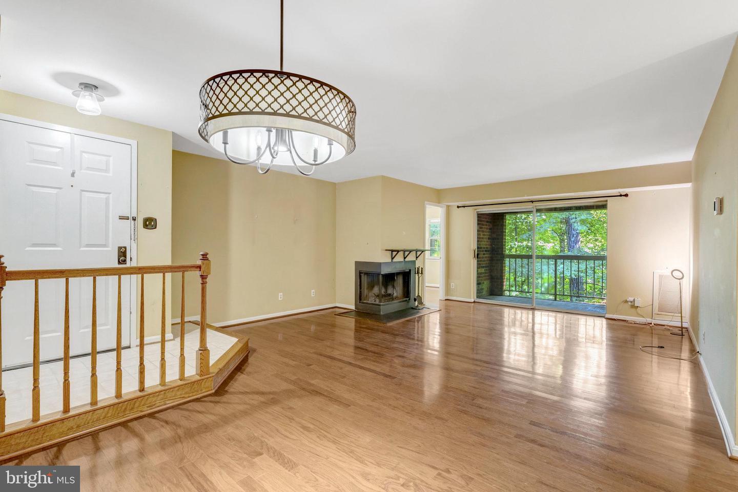 5942 COVE LANDING RD #303, BURKE, Virginia 22015, 2 Bedrooms Bedrooms, ,2 BathroomsBathrooms,Residential,For sale,5942 COVE LANDING RD #303,VAFX2256588 MLS # VAFX2256588