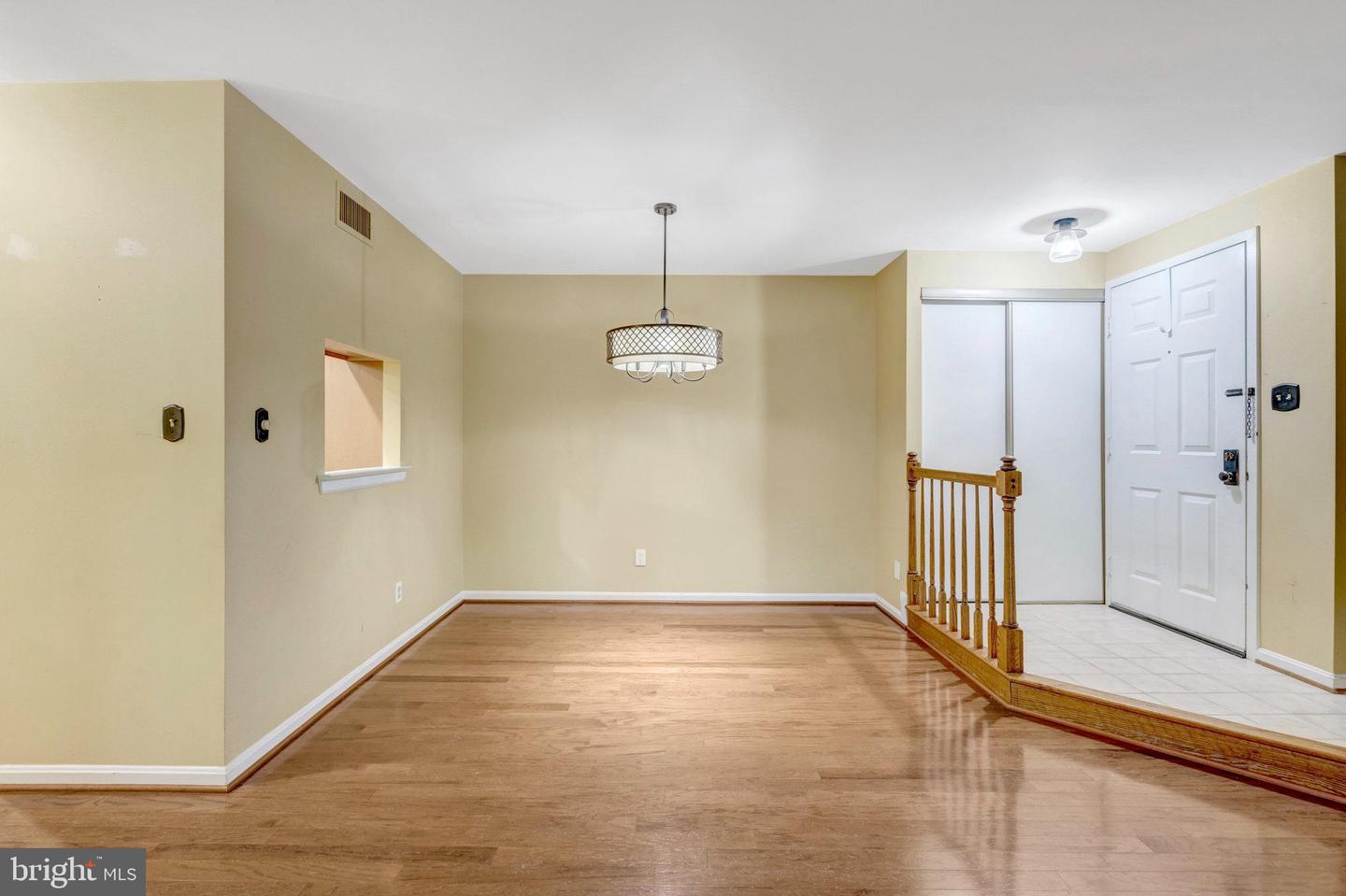 5942 COVE LANDING RD #303, BURKE, Virginia 22015, 2 Bedrooms Bedrooms, ,2 BathroomsBathrooms,Residential,For sale,5942 COVE LANDING RD #303,VAFX2256588 MLS # VAFX2256588