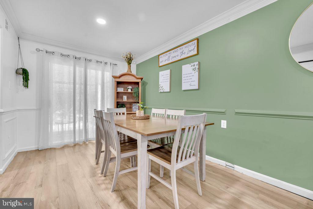 1112 E MAPLE AVE, STERLING, Virginia 20164, 4 Bedrooms Bedrooms, ,2 BathroomsBathrooms,Residential,For sale,1112 E MAPLE AVE,VALO2102852 MLS # VALO2102852
