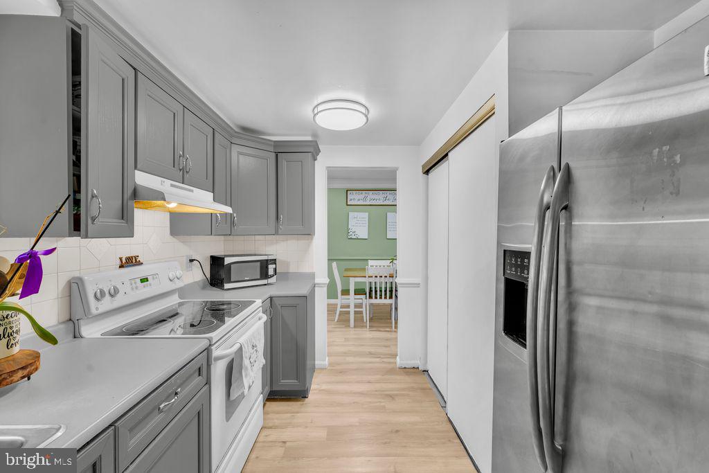 1112 E MAPLE AVE, STERLING, Virginia 20164, 4 Bedrooms Bedrooms, ,2 BathroomsBathrooms,Residential,For sale,1112 E MAPLE AVE,VALO2102852 MLS # VALO2102852