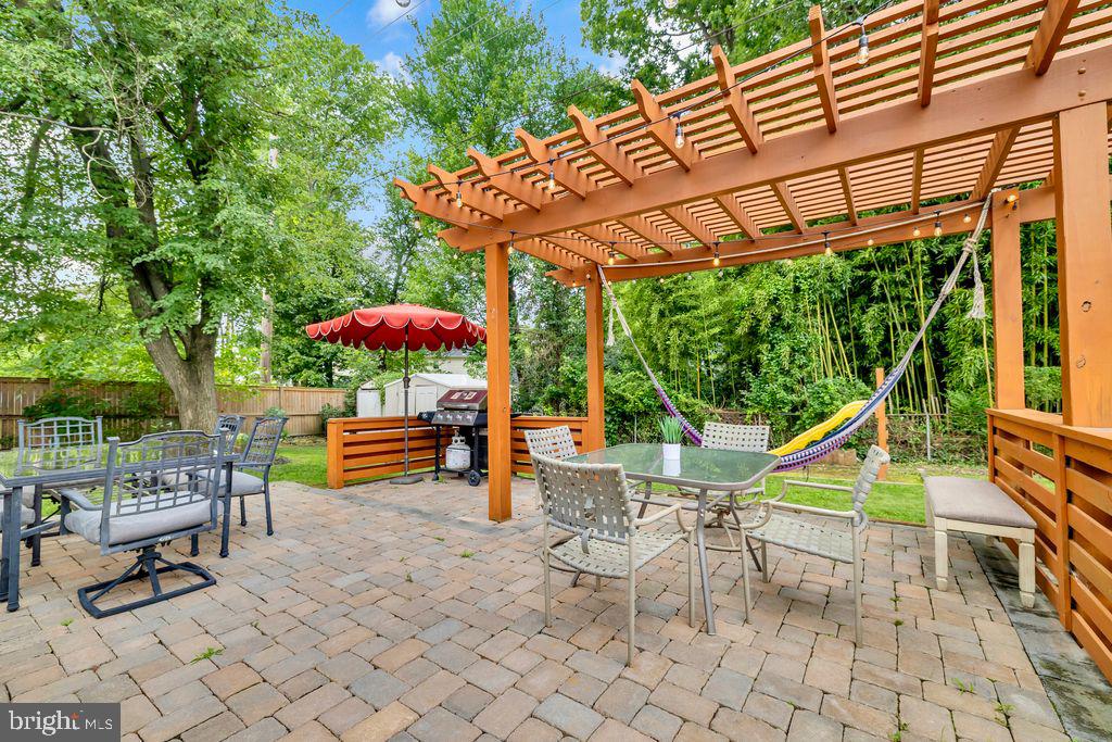 1112 E MAPLE AVE, STERLING, Virginia 20164, 4 Bedrooms Bedrooms, ,2 BathroomsBathrooms,Residential,For sale,1112 E MAPLE AVE,VALO2102852 MLS # VALO2102852