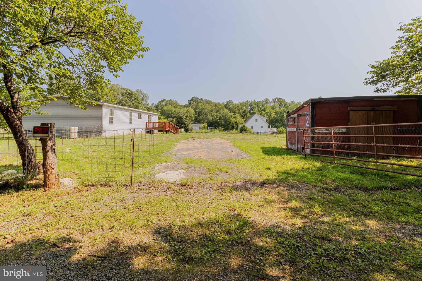 2 PADDOCK LN, FREDERICKSBURG, Virginia 22406, 3 Bedrooms Bedrooms, ,2 BathroomsBathrooms,Residential,For sale,2 PADDOCK LN,VAST2041018 MLS # VAST2041018