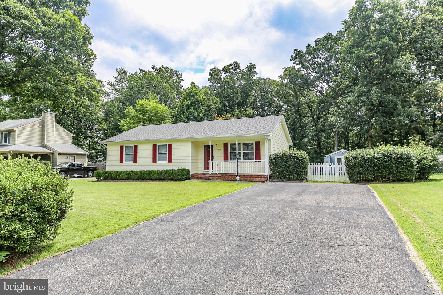 10615 HOLLEYBROOKE DR, SPOTSYLVANIA, Virginia 22553, 3 Bedrooms Bedrooms, ,1 BathroomBathrooms,Residential,For sale,10615 HOLLEYBROOKE DR,VASP2034846 MLS # VASP2034846