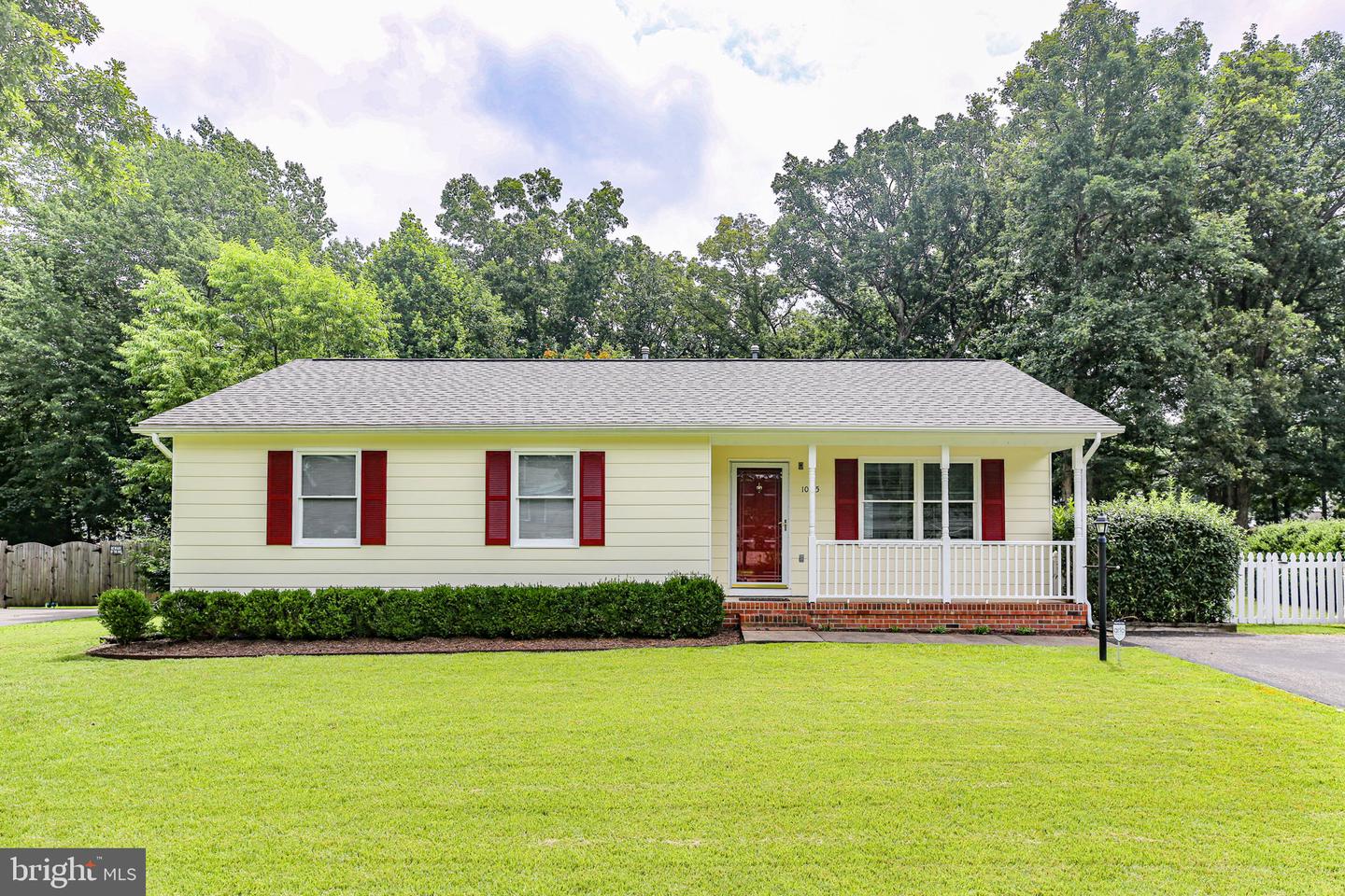 10615 HOLLEYBROOKE DR, SPOTSYLVANIA, Virginia 22553, 3 Bedrooms Bedrooms, ,1 BathroomBathrooms,Residential,For sale,10615 HOLLEYBROOKE DR,VASP2034846 MLS # VASP2034846