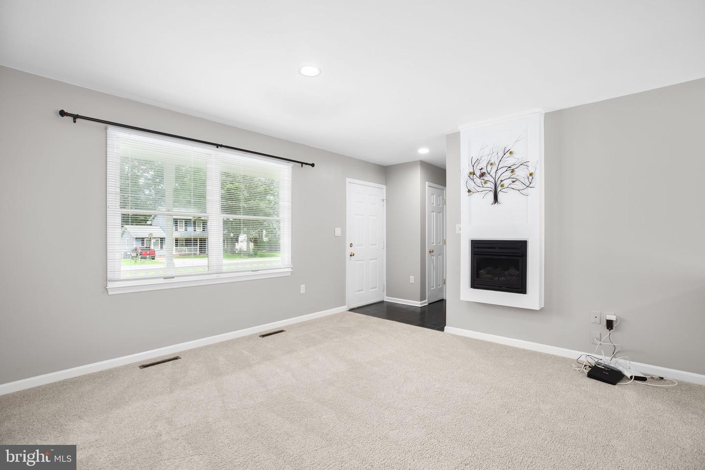 10615 HOLLEYBROOKE DR, SPOTSYLVANIA, Virginia 22553, 3 Bedrooms Bedrooms, ,1 BathroomBathrooms,Residential,For sale,10615 HOLLEYBROOKE DR,VASP2034846 MLS # VASP2034846