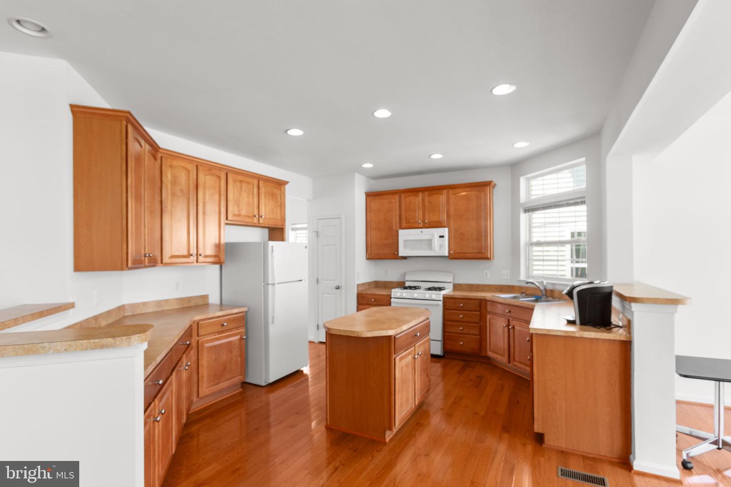 9601 HAZELBROOK CT, FREDERICKSBURG, Virginia 22407, 4 Bedrooms Bedrooms, ,2 BathroomsBathrooms,Residential,For sale,9601 HAZELBROOK CT,VASP2034852 MLS # VASP2034852