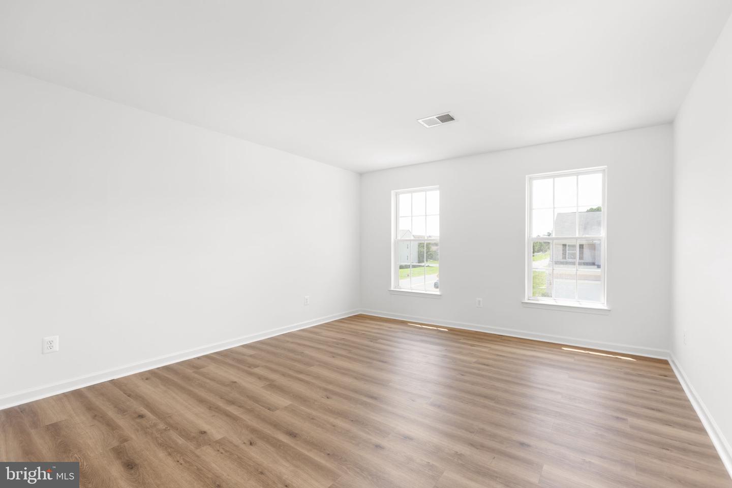 9601 HAZELBROOK CT, FREDERICKSBURG, Virginia 22407, 4 Bedrooms Bedrooms, ,2 BathroomsBathrooms,Residential,For sale,9601 HAZELBROOK CT,VASP2034852 MLS # VASP2034852