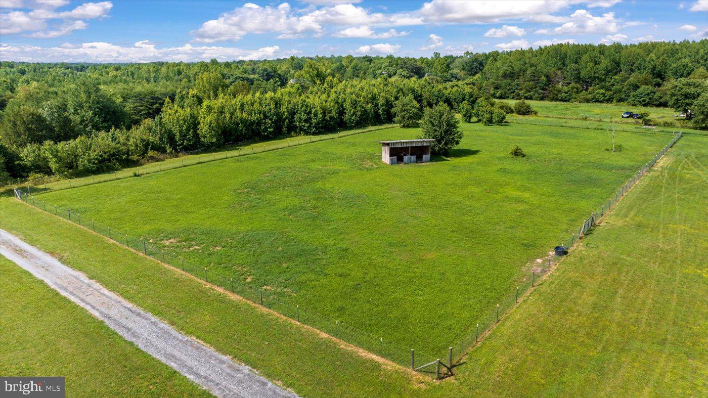 13258 STONEWALL JACKSON RD, WOODFORD, Virginia 22580, 3 Bedrooms Bedrooms, ,2 BathroomsBathrooms,Residential,For sale,13258 STONEWALL JACKSON RD,VACV2008538 MLS # VACV2008538