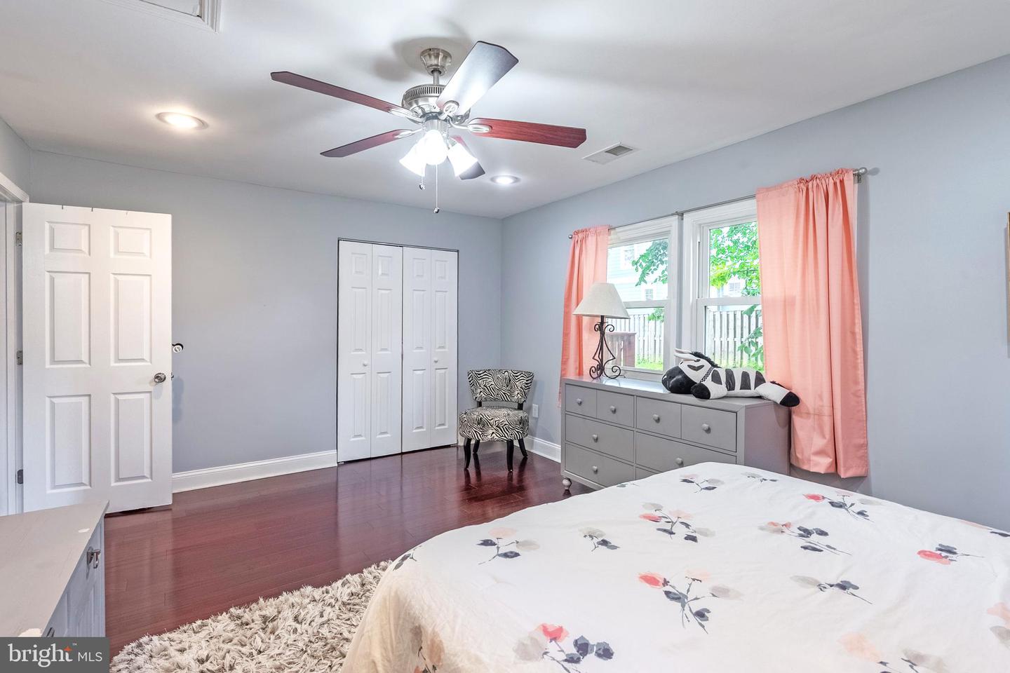 214 LEWIS ST NW, VIENNA, Virginia 22180, 5 Bedrooms Bedrooms, ,3 BathroomsBathrooms,Residential,For sale,214 LEWIS ST NW,VAFX2256940 MLS # VAFX2256940