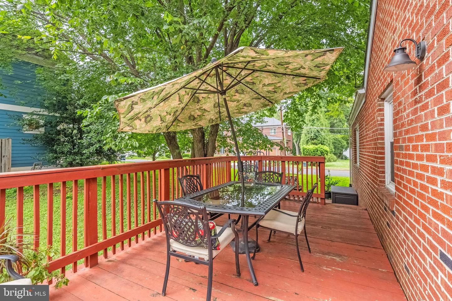 214 LEWIS ST NW, VIENNA, Virginia 22180, 5 Bedrooms Bedrooms, ,3 BathroomsBathrooms,Residential,For sale,214 LEWIS ST NW,VAFX2256940 MLS # VAFX2256940