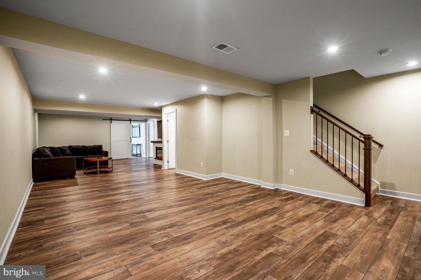 7424 LAKE WILLOW CT, WARRENTON, Virginia 20187, 4 Bedrooms Bedrooms, ,3 BathroomsBathrooms,Residential,For sale,7424 LAKE WILLOW CT,VAFQ2017562 MLS # VAFQ2017562