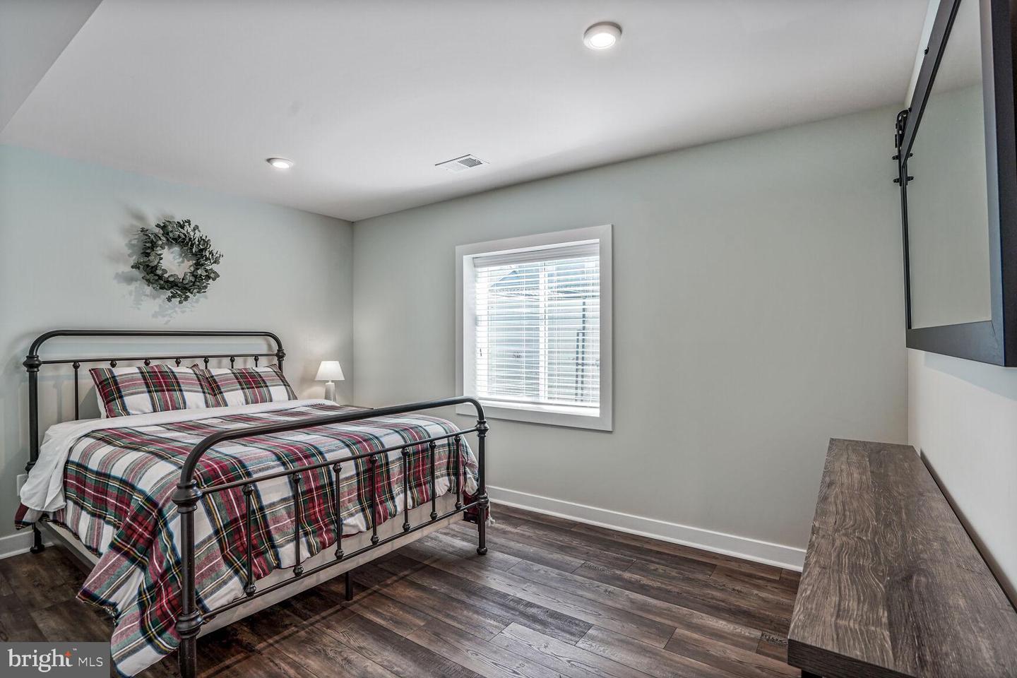 7424 LAKE WILLOW CT, WARRENTON, Virginia 20187, 4 Bedrooms Bedrooms, ,3 BathroomsBathrooms,Residential,For sale,7424 LAKE WILLOW CT,VAFQ2017562 MLS # VAFQ2017562