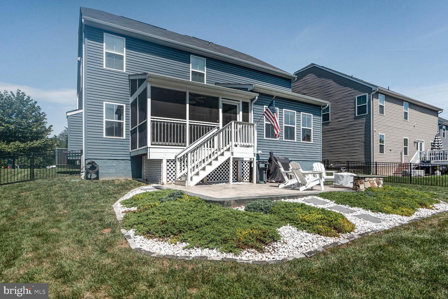 7424 LAKE WILLOW CT, WARRENTON, Virginia 20187, 4 Bedrooms Bedrooms, ,3 BathroomsBathrooms,Residential,For sale,7424 LAKE WILLOW CT,VAFQ2017562 MLS # VAFQ2017562
