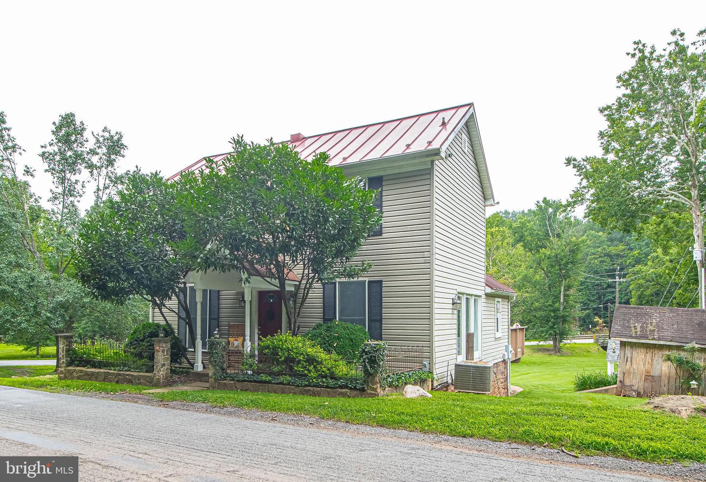 8270 ROGUES RD, CATLETT, Virginia 20119, 3 Bedrooms Bedrooms, ,1 BathroomBathrooms,Residential,For sale,8270 ROGUES RD,VAFQ2017564 MLS # VAFQ2017564