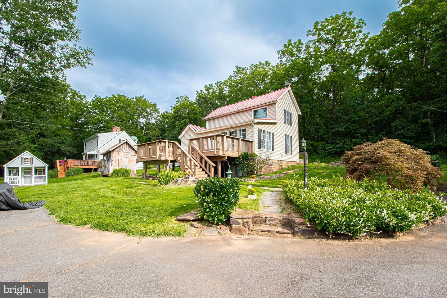 8270 ROGUES RD, CATLETT, Virginia 20119, 3 Bedrooms Bedrooms, ,1 BathroomBathrooms,Residential,For sale,8270 ROGUES RD,VAFQ2017564 MLS # VAFQ2017564