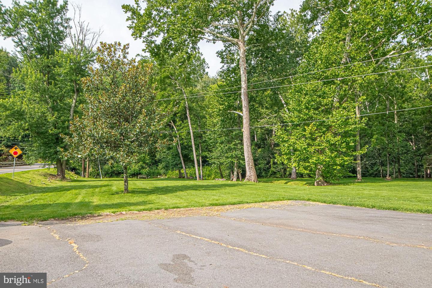 8270 ROGUES RD, CATLETT, Virginia 20119, 3 Bedrooms Bedrooms, ,1 BathroomBathrooms,Residential,For sale,8270 ROGUES RD,VAFQ2017564 MLS # VAFQ2017564