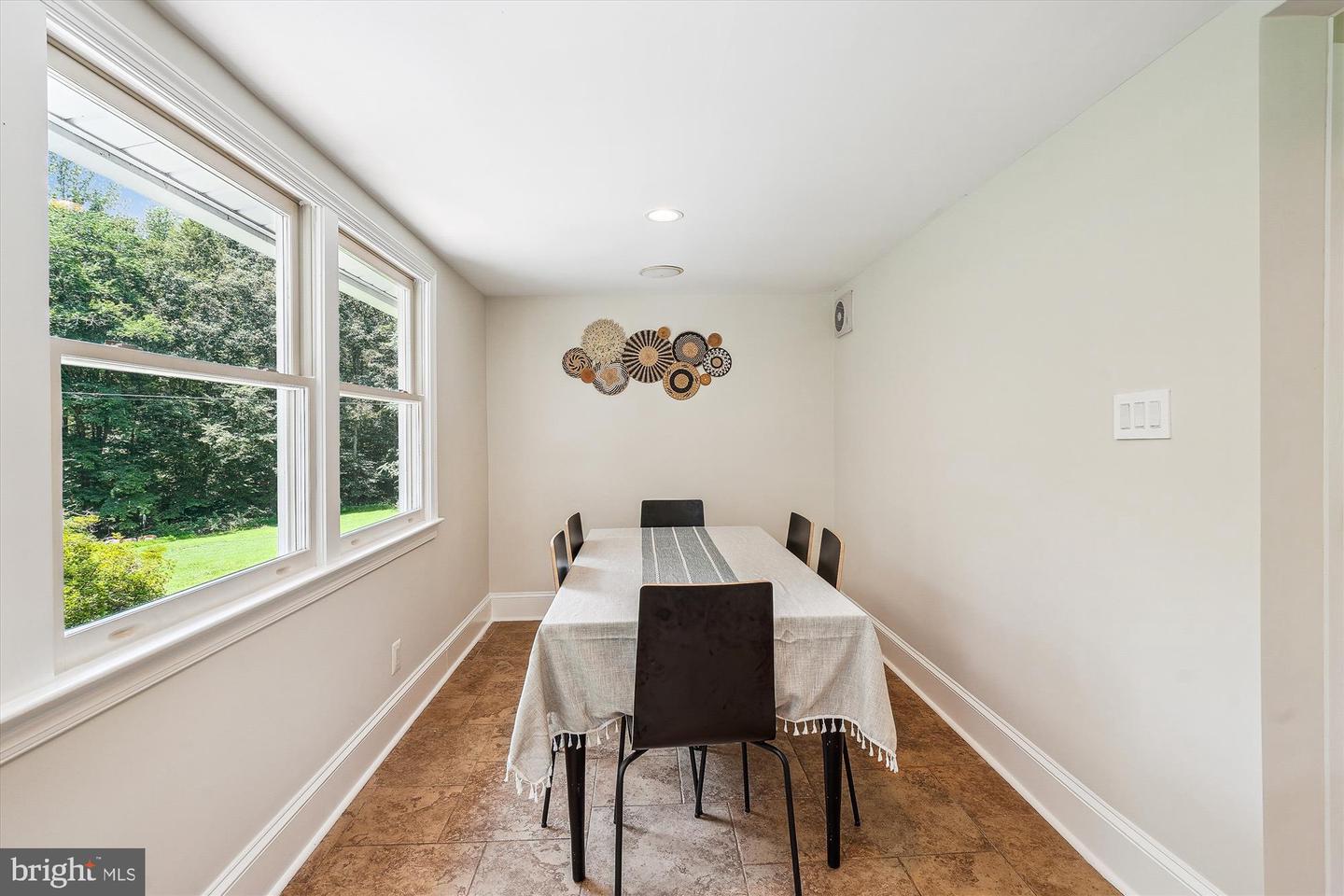 12377 HENDERSON RD, CLIFTON, Virginia 20124, 4 Bedrooms Bedrooms, ,2 BathroomsBathrooms,Residential,For sale,12377 HENDERSON RD,VAFX2256980 MLS # VAFX2256980