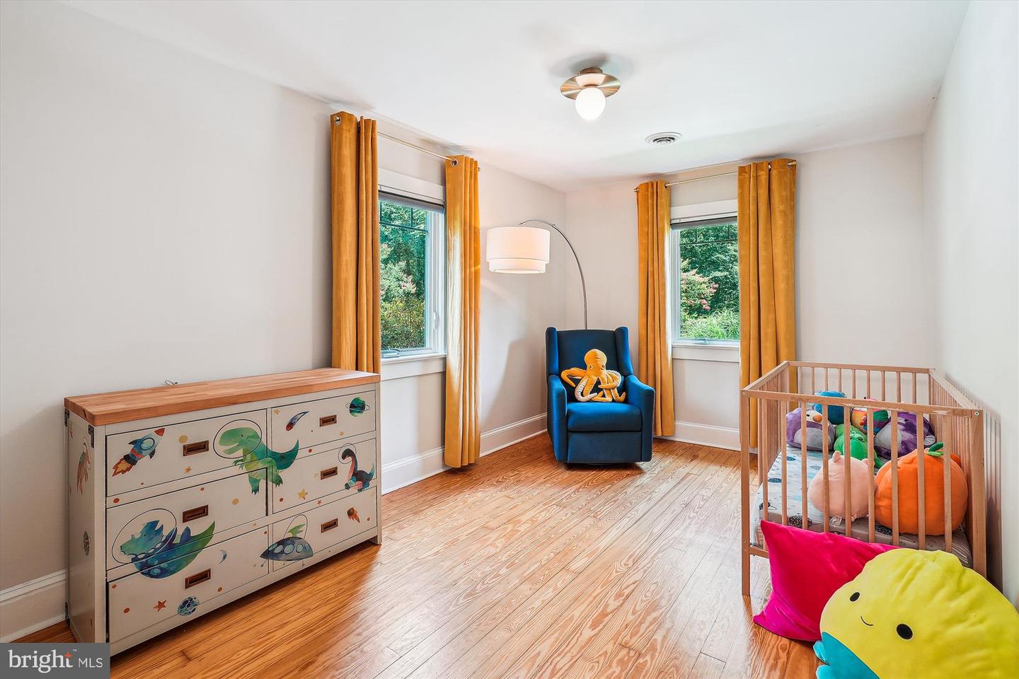 12377 HENDERSON RD, CLIFTON, Virginia 20124, 4 Bedrooms Bedrooms, ,2 BathroomsBathrooms,Residential,For sale,12377 HENDERSON RD,VAFX2256980 MLS # VAFX2256980