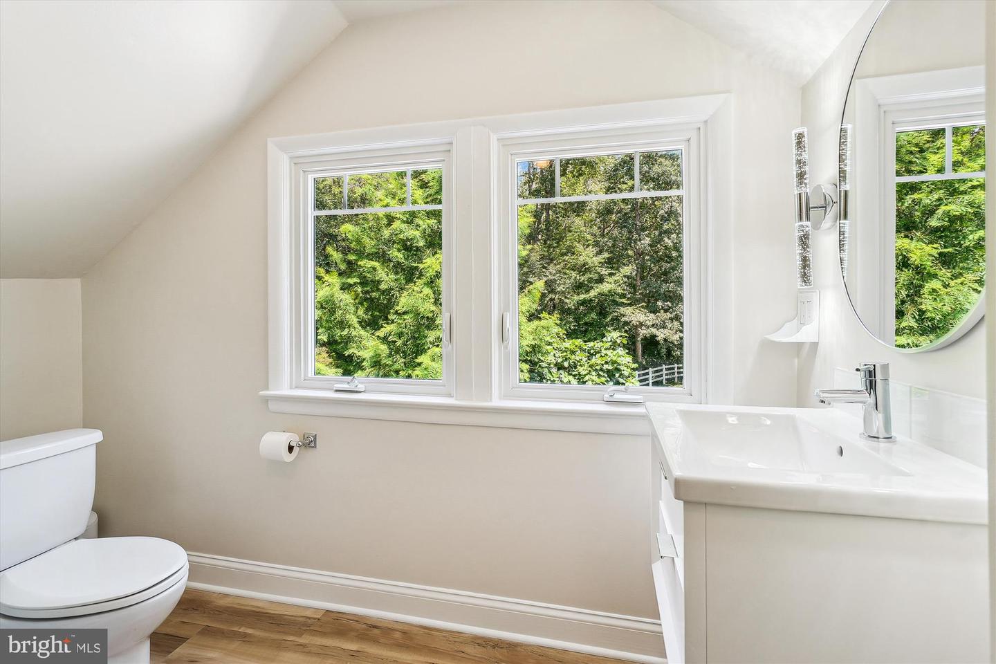 12377 HENDERSON RD, CLIFTON, Virginia 20124, 4 Bedrooms Bedrooms, ,2 BathroomsBathrooms,Residential,For sale,12377 HENDERSON RD,VAFX2256980 MLS # VAFX2256980