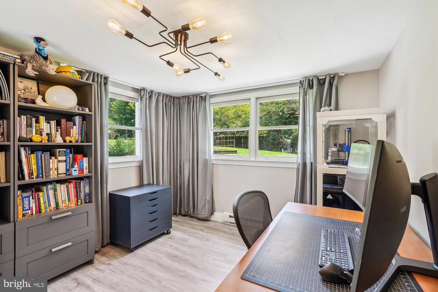 12377 HENDERSON RD, CLIFTON, Virginia 20124, 4 Bedrooms Bedrooms, ,2 BathroomsBathrooms,Residential,For sale,12377 HENDERSON RD,VAFX2256980 MLS # VAFX2256980