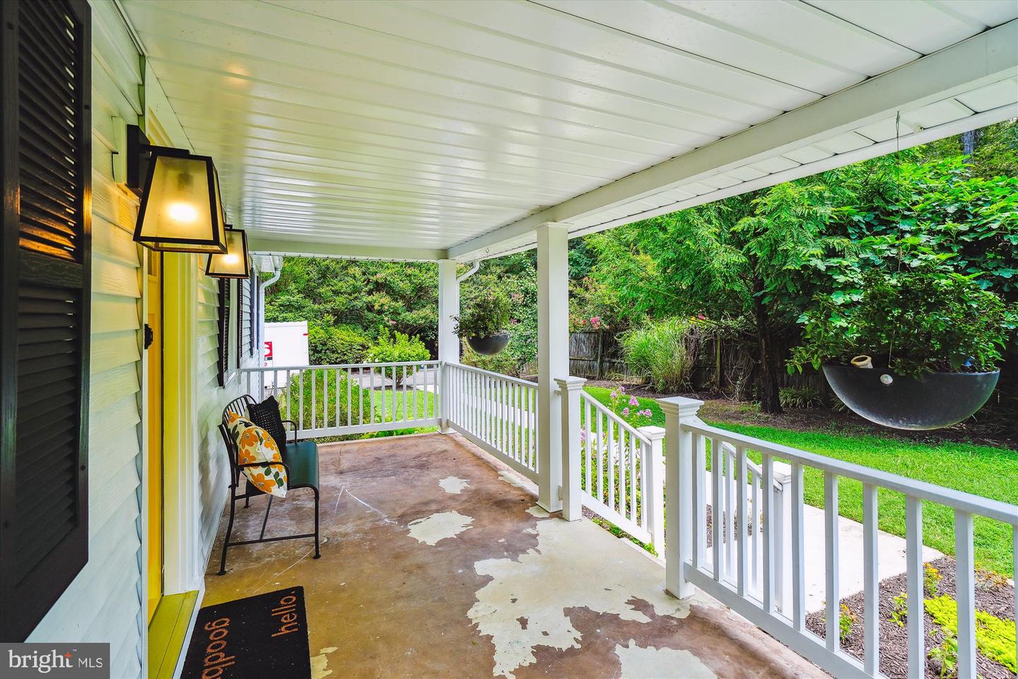 12377 HENDERSON RD, CLIFTON, Virginia 20124, 4 Bedrooms Bedrooms, ,2 BathroomsBathrooms,Residential,For sale,12377 HENDERSON RD,VAFX2256980 MLS # VAFX2256980