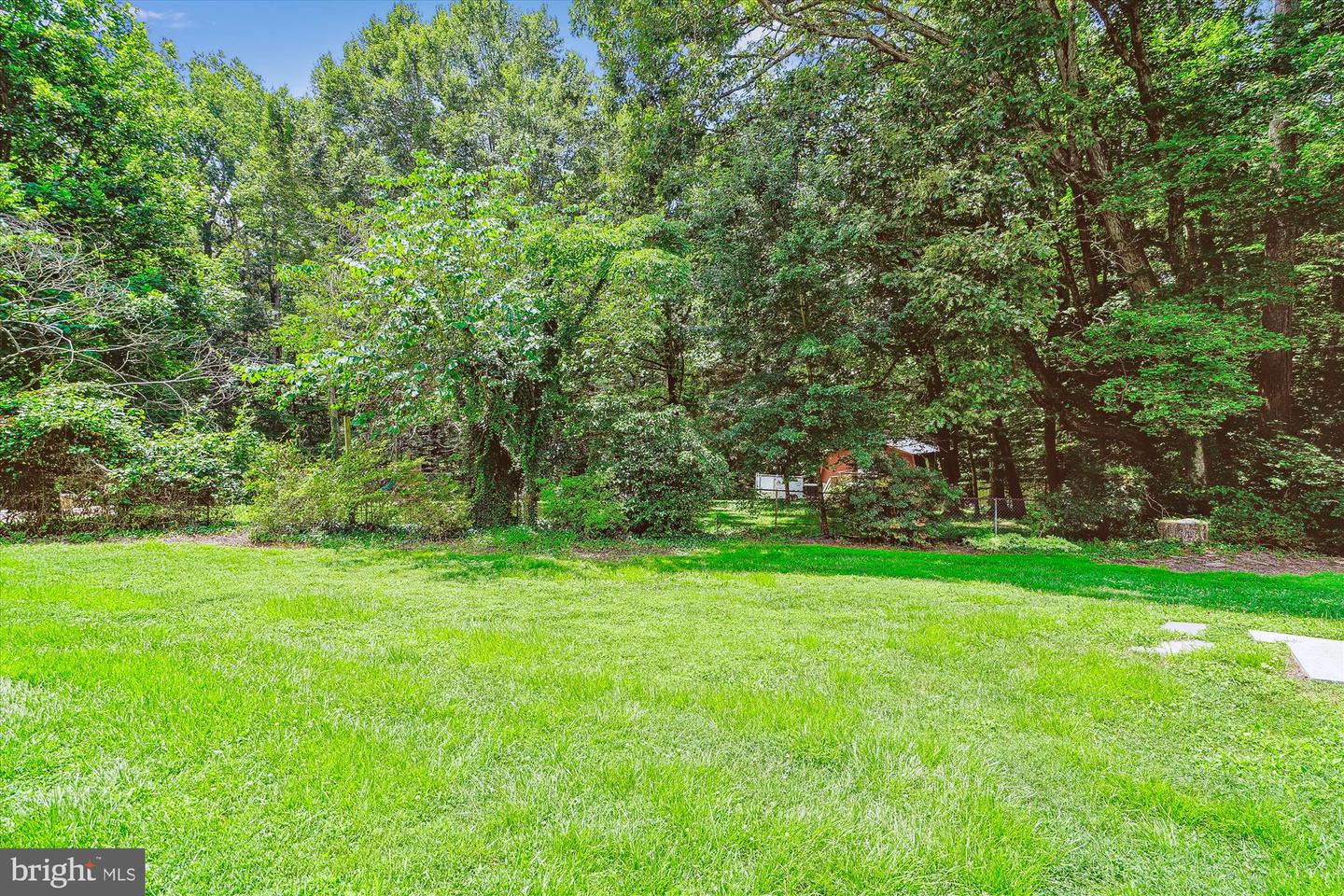 12377 HENDERSON RD, CLIFTON, Virginia 20124, 4 Bedrooms Bedrooms, ,2 BathroomsBathrooms,Residential,For sale,12377 HENDERSON RD,VAFX2256980 MLS # VAFX2256980