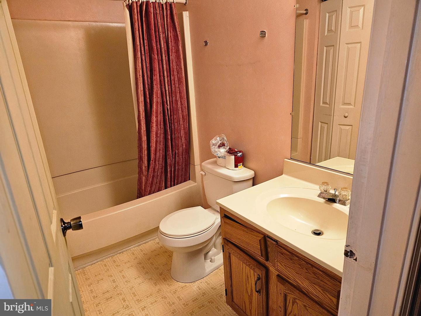 207 SPOTSWOOD RD, LOCUST GROVE, Virginia 22508, 8 Bedrooms Bedrooms, ,4 BathroomsBathrooms,Residential,For sale,207 SPOTSWOOD RD,VAOR2010274 MLS # VAOR2010274