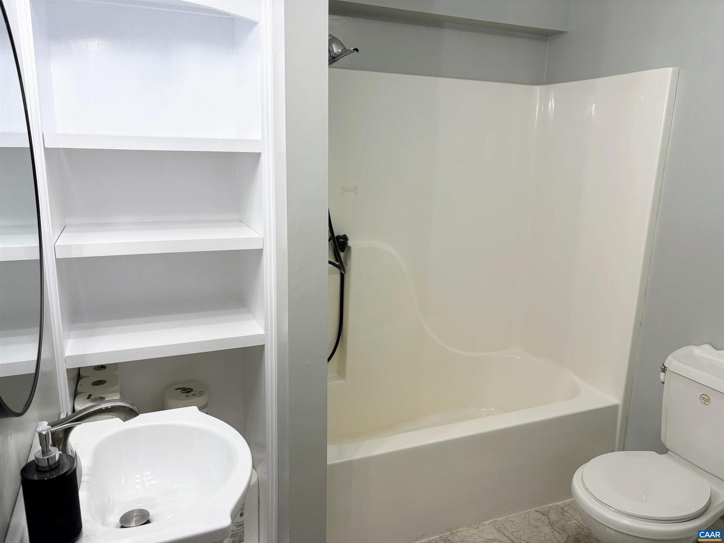 222 WHITE CEDAR RD, BARBOURSVILLE, Virginia 22923, 3 Bedrooms Bedrooms, ,3 BathroomsBathrooms,Residential,For sale,222 WHITE CEDAR RD,667043 MLS # 667043