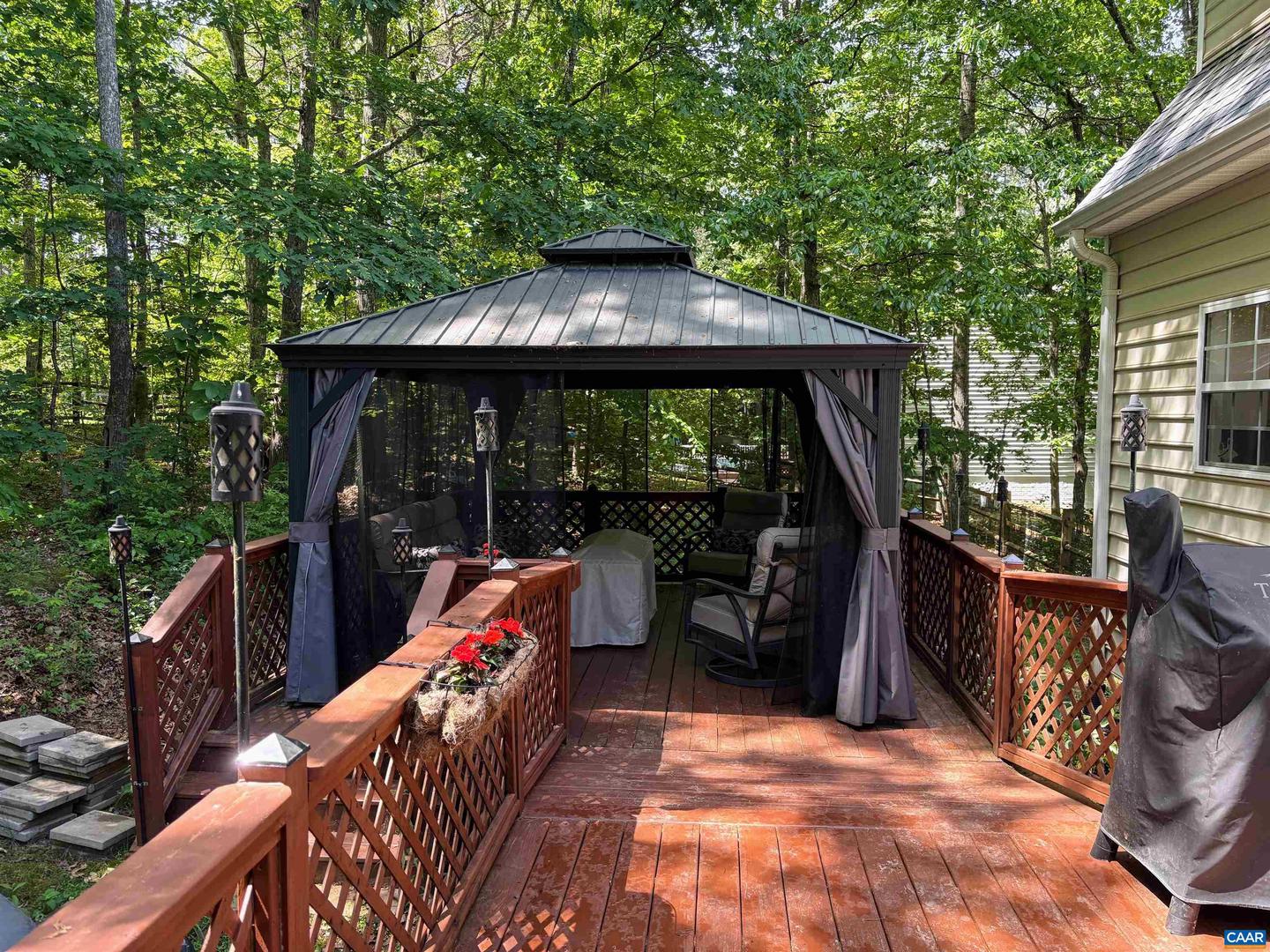 222 WHITE CEDAR RD, BARBOURSVILLE, Virginia 22923, 3 Bedrooms Bedrooms, ,3 BathroomsBathrooms,Residential,For sale,222 WHITE CEDAR RD,667043 MLS # 667043