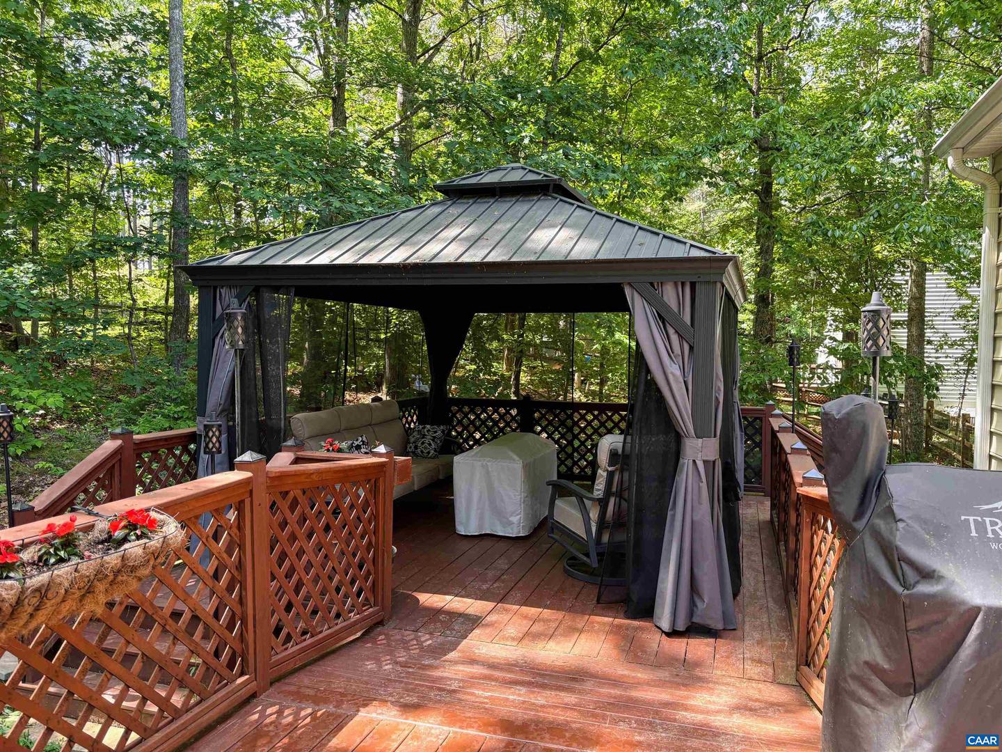 222 WHITE CEDAR RD, BARBOURSVILLE, Virginia 22923, 3 Bedrooms Bedrooms, ,3 BathroomsBathrooms,Residential,For sale,222 WHITE CEDAR RD,667043 MLS # 667043