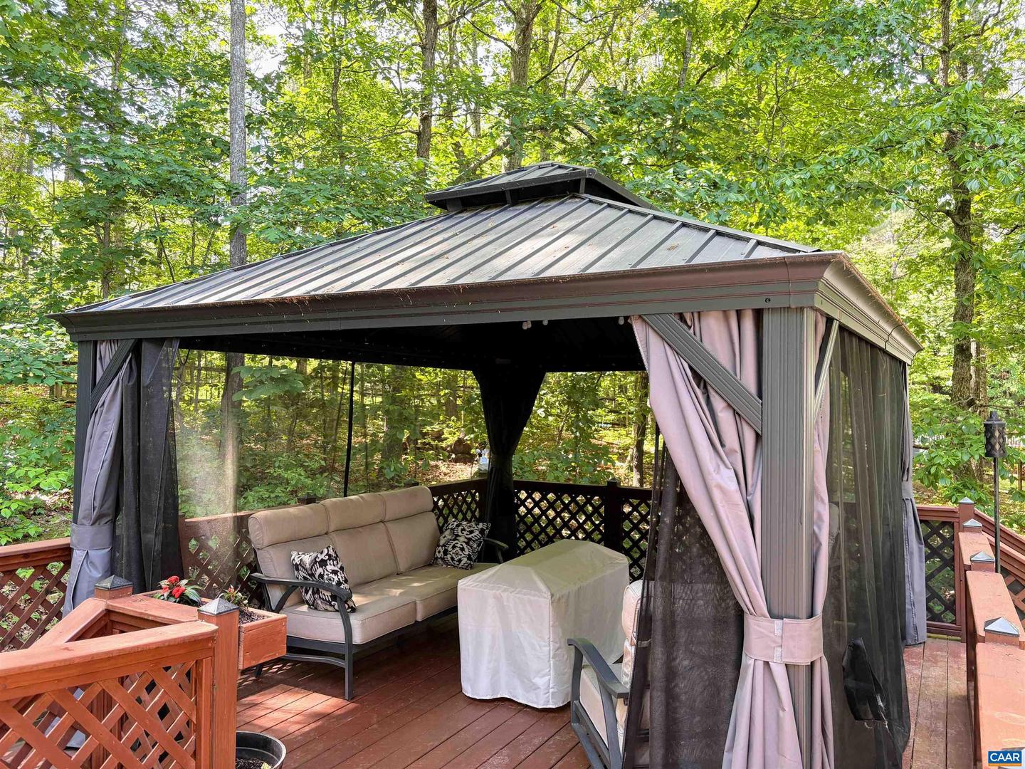 222 WHITE CEDAR RD, BARBOURSVILLE, Virginia 22923, 3 Bedrooms Bedrooms, ,3 BathroomsBathrooms,Residential,For sale,222 WHITE CEDAR RD,667043 MLS # 667043
