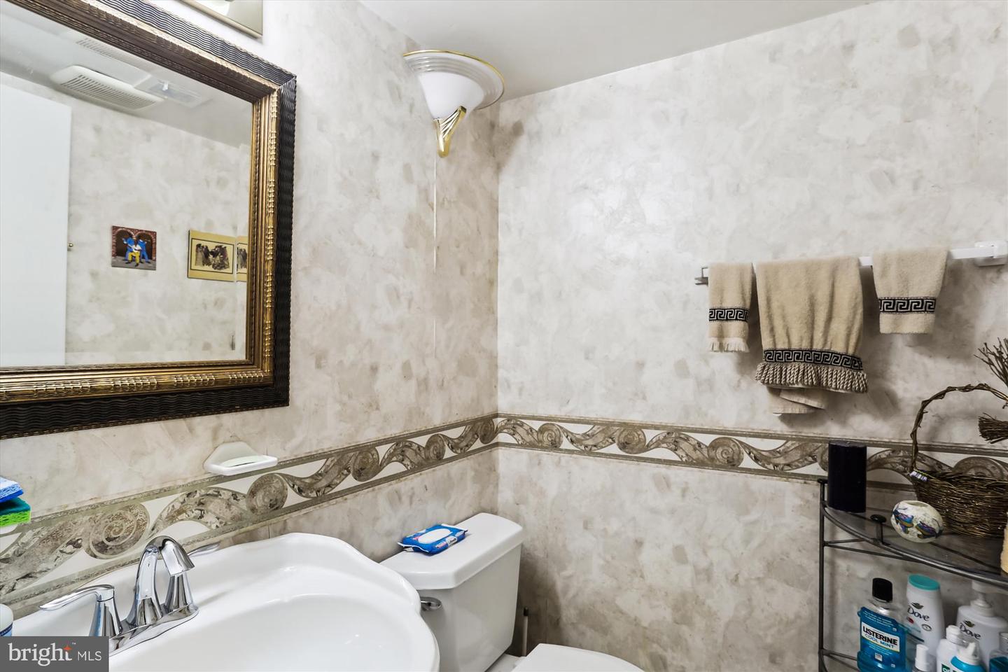 2901 HILLCREST DR SE, WASHINGTON, District Of Columbia 20020, 3 Bedrooms Bedrooms, ,2 BathroomsBathrooms,Residential,For sale,2901 HILLCREST DR SE,DCDC2211168 MLS # DCDC2211168