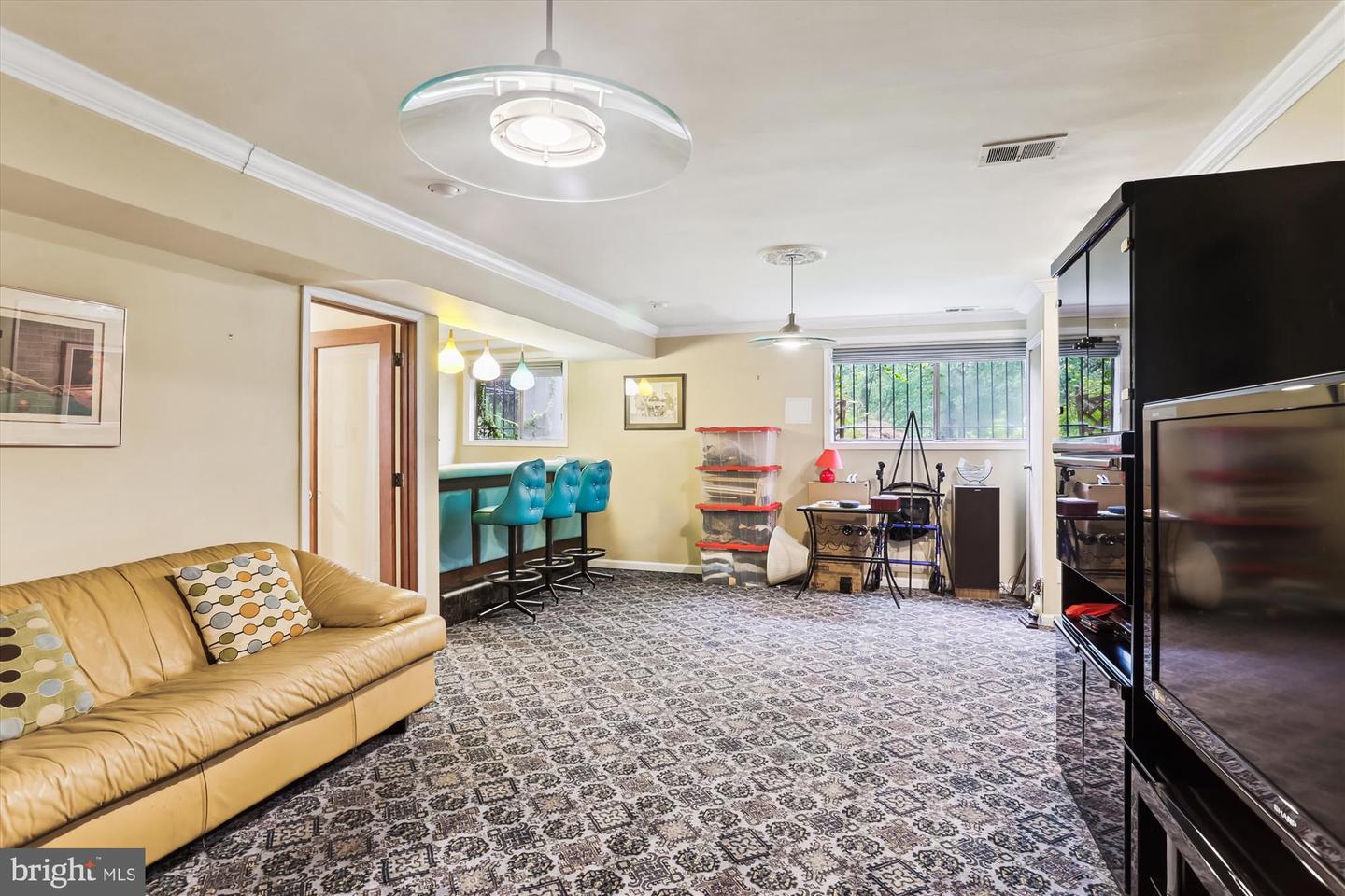2901 HILLCREST DR SE, WASHINGTON, District Of Columbia 20020, 3 Bedrooms Bedrooms, ,2 BathroomsBathrooms,Residential,For sale,2901 HILLCREST DR SE,DCDC2211168 MLS # DCDC2211168