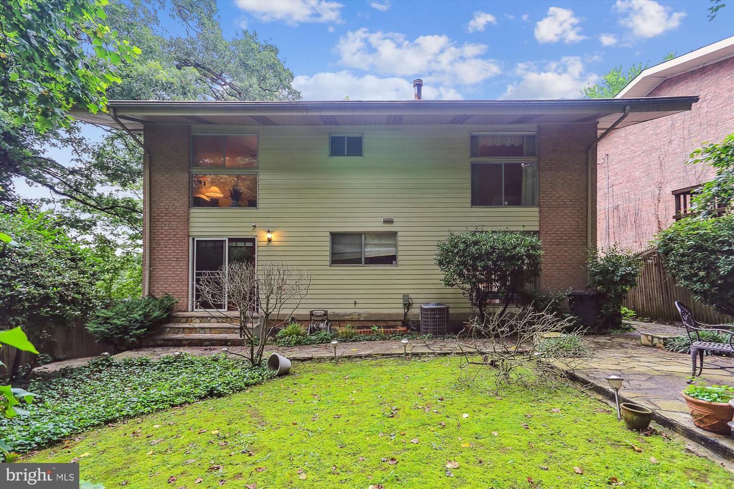 2901 HILLCREST DR SE, WASHINGTON, District Of Columbia 20020, 3 Bedrooms Bedrooms, ,2 BathroomsBathrooms,Residential,For sale,2901 HILLCREST DR SE,DCDC2211168 MLS # DCDC2211168